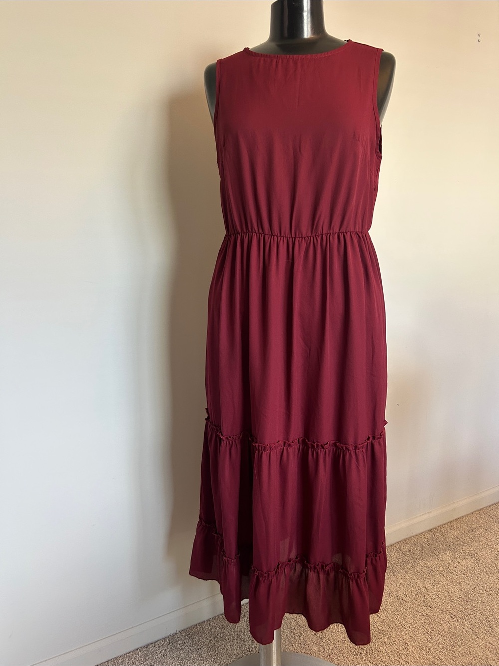 Sleeveless lightweight, summer dress, sz M, EUC, burgundy or wine colored